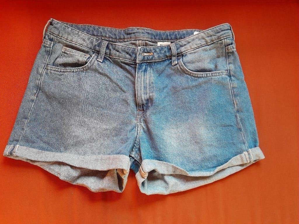 damesshort, Ophalen, Maat 42/44 (L)