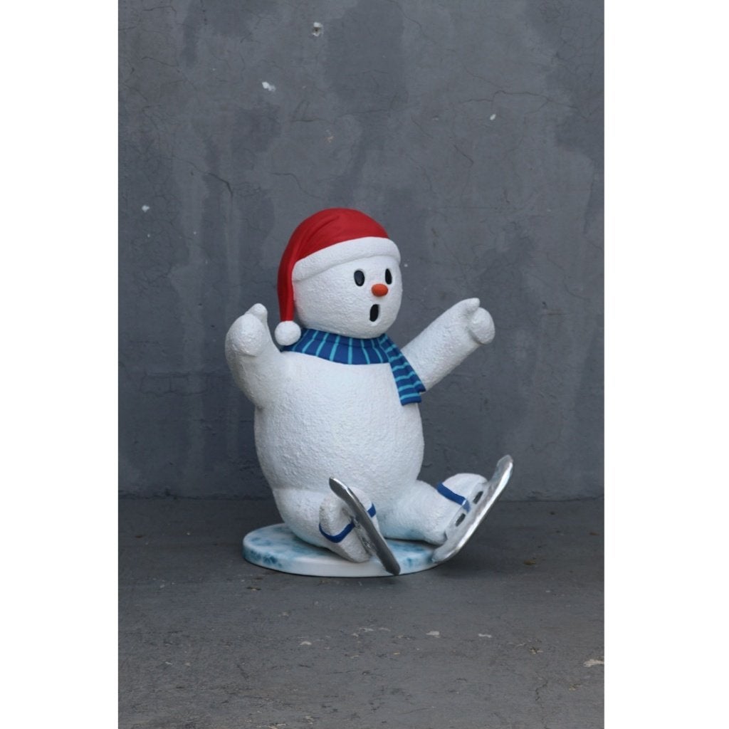 Snowboy assis avec chapeau rouge — Bonhomme de neige 131 cm