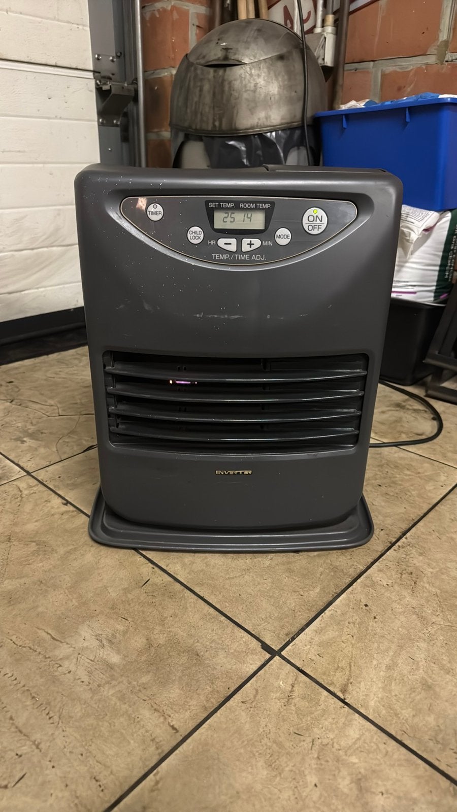 Réchauffeur au pétrole Inverter très bon état fonctionnement, Enlèvement, Comme neuf