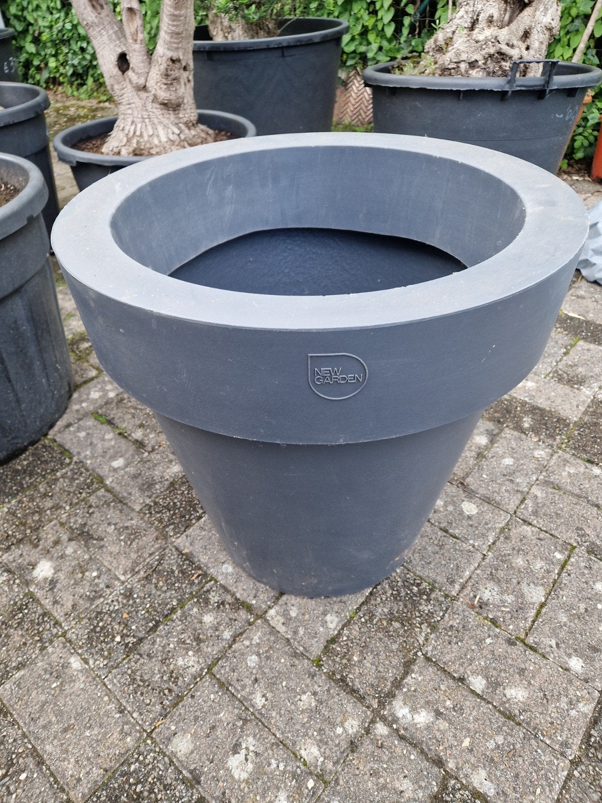 Grote bloempot., Ophalen