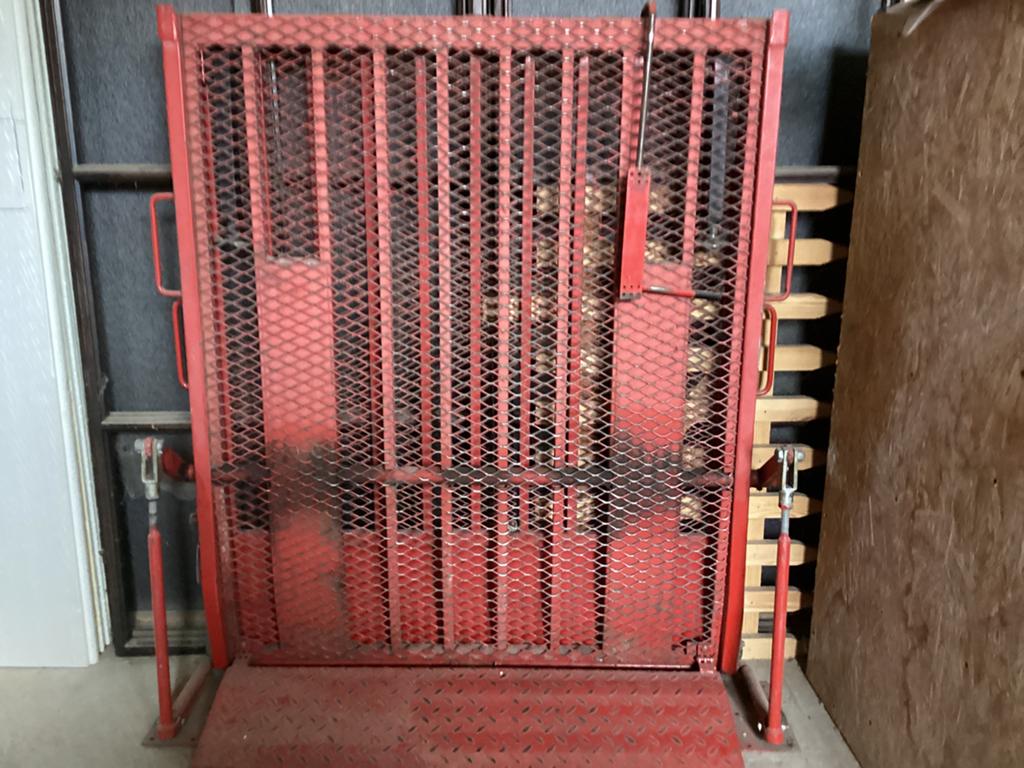 Loopbrug multicar systems, Ophalen