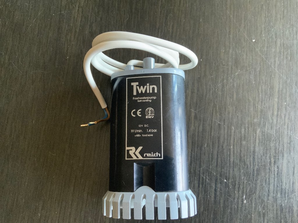 Reich twin dompelpomp mobilhome, caravan, Ophalen of Verzenden, Nieuw