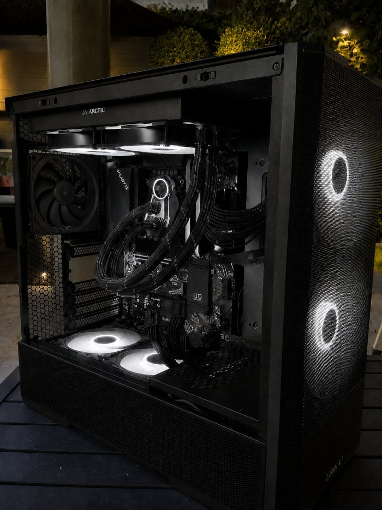 High-End Custom Build Gaming PC, Computers en Software, 32 GB, Ophalen of Verzenden, Zo goed als nieuw, 2 TB