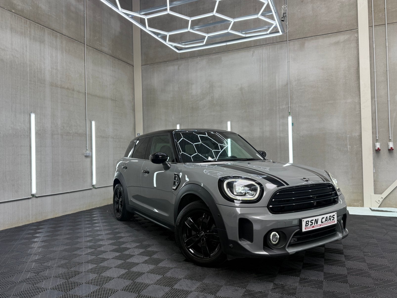 MINI COOPER COUNTRYMAN D/CARPLAY/CAMERA/1EIGENAAR/SFEER/GRNT, Autos, Mini, 100 kW, Achat, https://public.car-pass.be/vhr/f9316e11-06af-4fc5-b26b-09aa44c72946