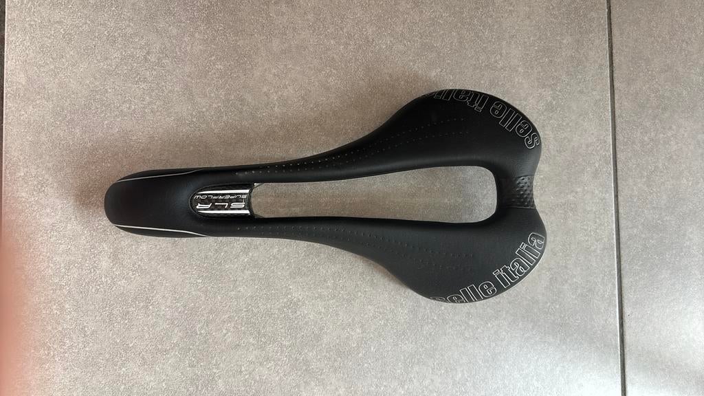 Zadel Selle Italia SLR Superflow, Fietsen en Brommers, Fietsonderdelen, Ophalen, Zadel