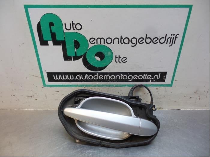 Portiergreep 4Deurs links-achter van een BMW 5-Serie (5-Seri, Gebruikt, -, -, Ophalen of Verzenden