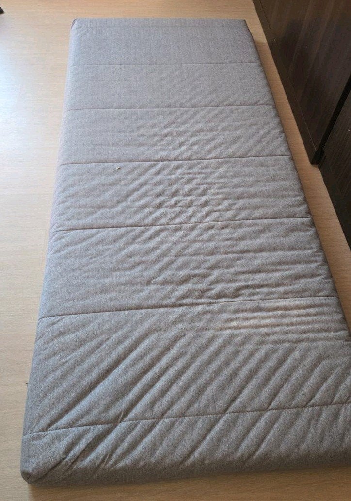 Matelas en mousse IKEA ÅGOTNES., Enlèvement