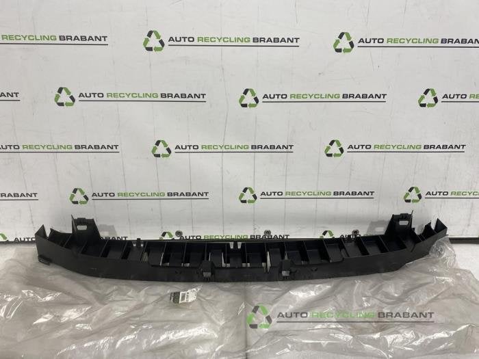 Barre châssis avant d'un Dacia Duster, -, 3 mois de garantie, Utilisé, -