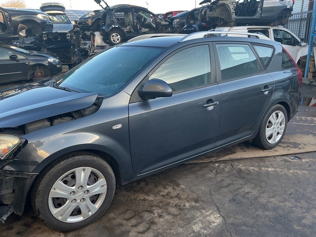 AMORTISSEUR OU ABSORBEUR DE CHOC AVANT GAUCHE (|546511H000|5, Kia, Info@kia.de, Utilisé, Theodor-Heuss-Allee 11
60486  Frankfurt am Main, DE