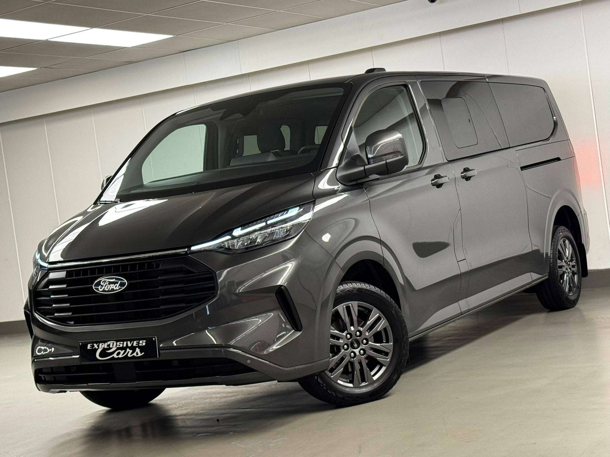 Ford Transit Custom 2.0 TDCI 170 CV 8 PLACES ! 2000 KM ! FUL, Autos, Achat, https://public.car-pass.be/vhr/7d4f1a08-671b-4f32-878e-05fecd3f22a1