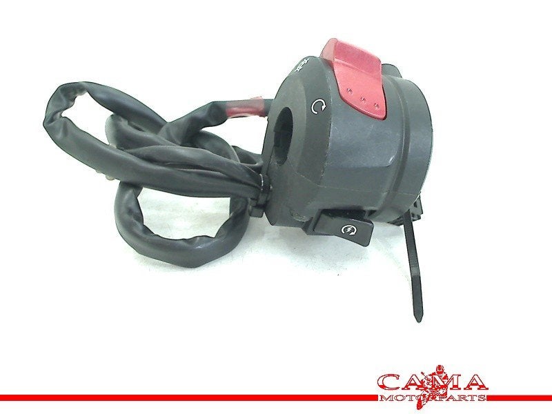STUURSCHAKELAAR RECHTS Suzuki, Dhr. S. di Majo, Gebruikt, Info@cama-motorparts.nl, P.J. Troelstraweg 8 8
3144 CX  MAASSLUIS, NL
