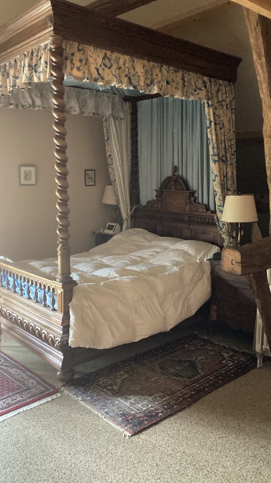 Hemelbed, Antiquités & Art, Enlèvement