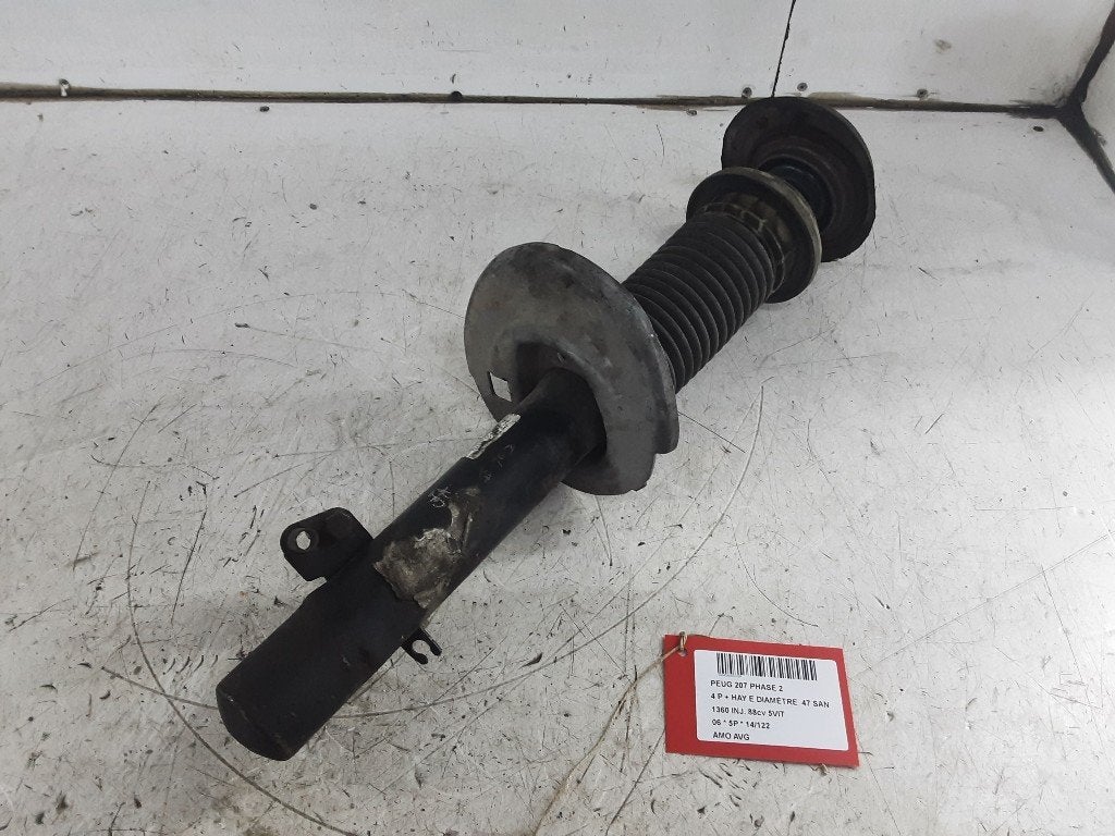 AMORTISSEUR OU ABSORBEUR DE CHOC AVANT GAUCHE Peugeot, Autos : Pièces & Accessoires, Mevr. I. Hauben, Utilisé, Rue de l'Espoir 34 34
4030  GRIVEGNÉE, BE