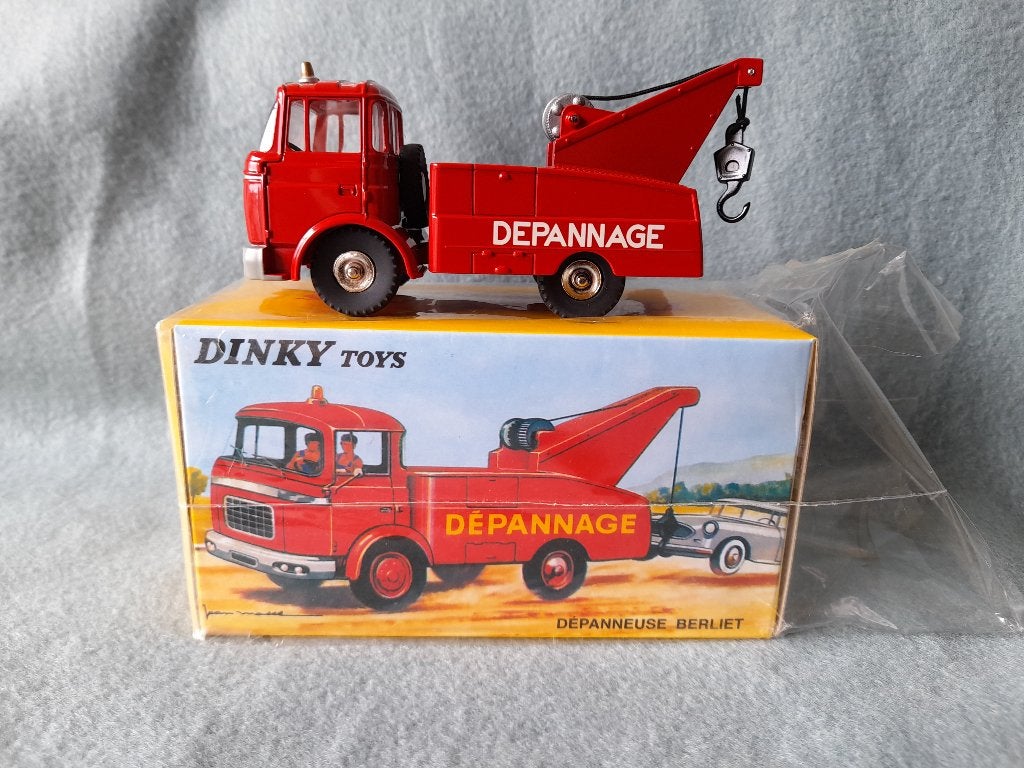 Dinky Atlas _ Berliet „Sleepwagen” _ ref. 589., Ophalen of Verzenden, Bus of Vrachtwagen, Dinky Toys