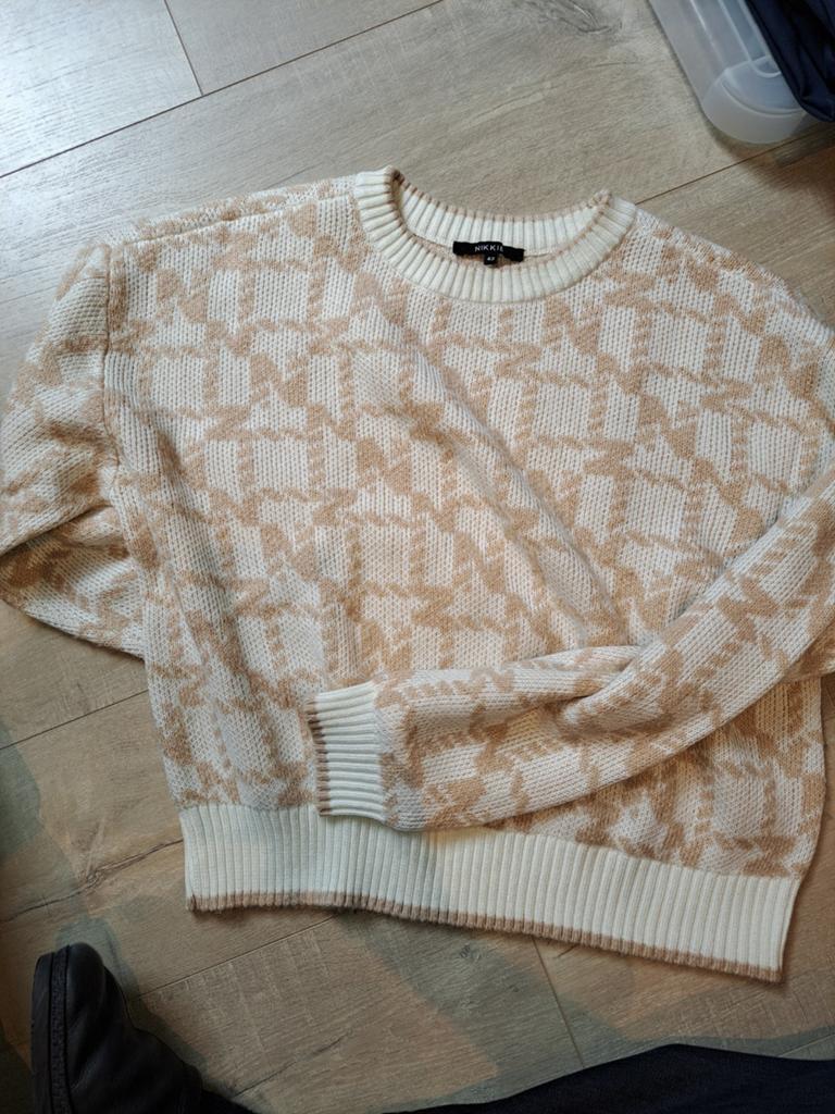 Te koop : mooie warme damestrui. Maat 42, Ophalen, Maat 42/44 (L)