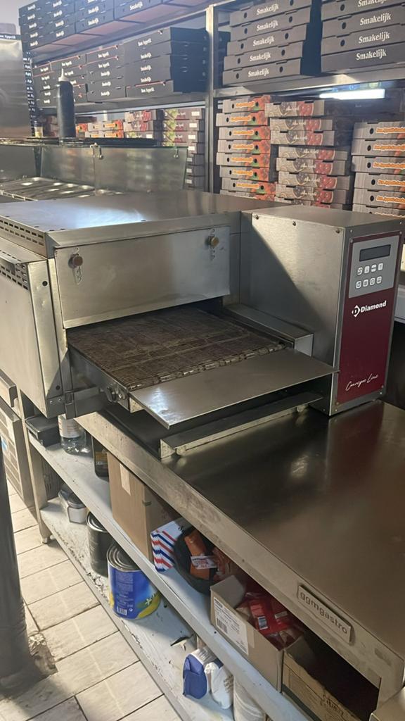 Pizzaoven, Enlèvement, Neuf, dans son emballage, Cuisinière, Friteuse et Grils