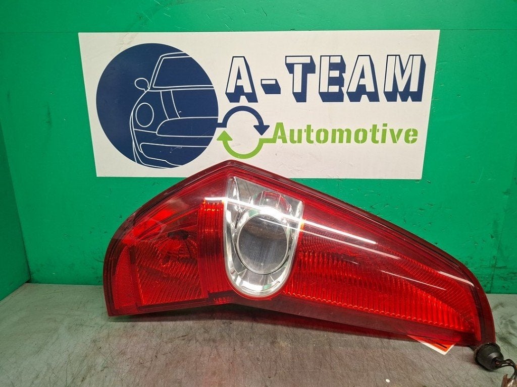 FEU ARRIÈRE GAUCHE Suzuki Splash (|89071589|), Autos : Pièces & Accessoires, Suzuki-Allee 7
64625  Bensheim, DE, Suzuki Deutschland GmbH