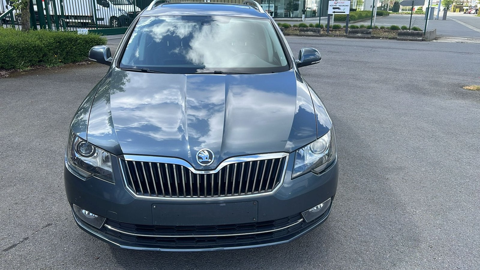 Skoda Superb 1.6Tdi Eur5b 163200km., Auto's, Skoda, Particulier, Superb, ABS, Airbags, Airconditioning, Alarm, Automatische klimaatregeling
