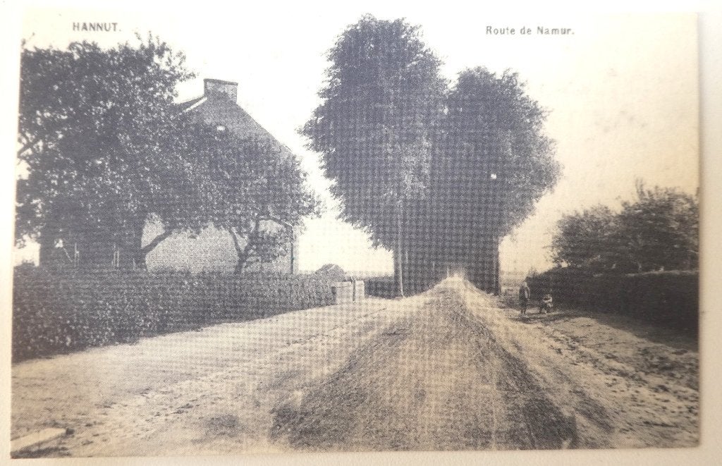 carte postale Hannut route de Namur, Enlèvement ou Envoi