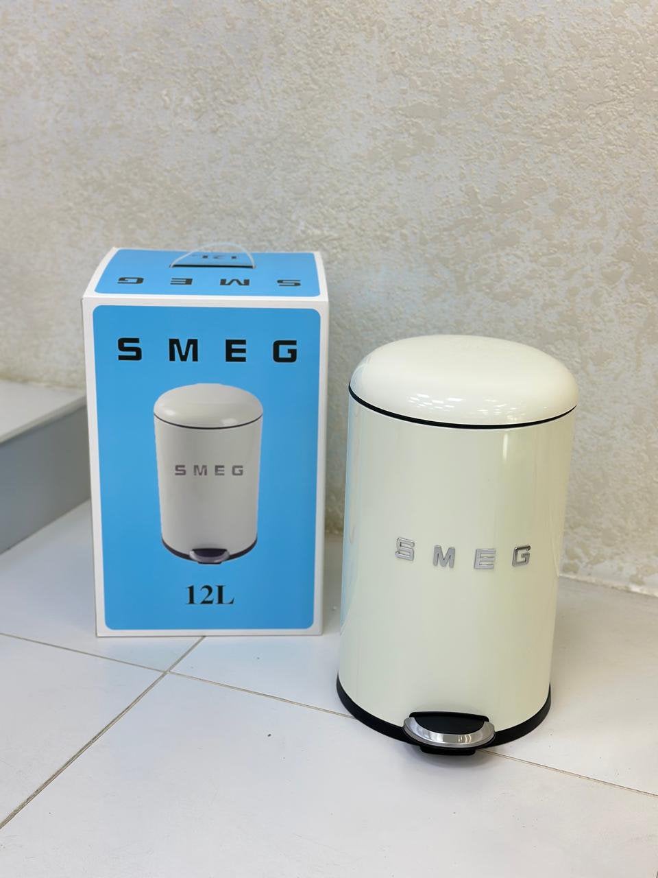 Dit is een mooie witte prullenbak van SMEG., Ophalen of Verzenden, Nieuw