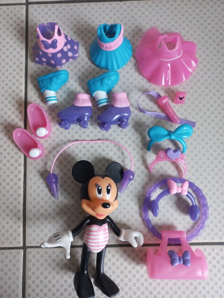 Poupée Minnie à habiller C Disney, Enlèvement ou Envoi, Comme neuf, Autres types