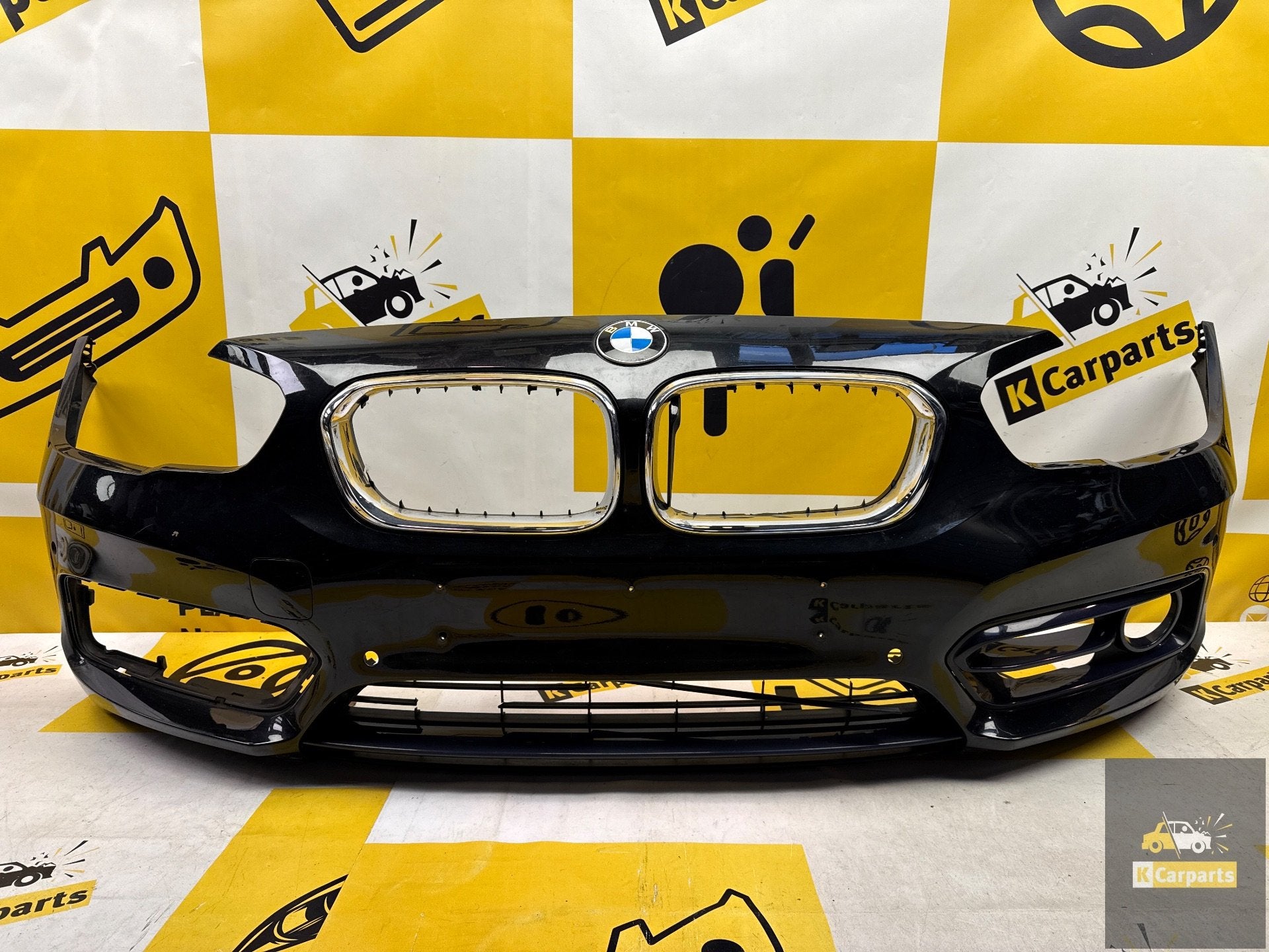 Bmw 1-serie F20 Facelift voorbumper 51117371736 bumper, Petuelring 130
80788  Munich, DE, Gebruikt, Voor, Info@bmw.de