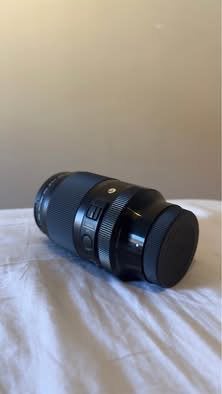 Sigma 35mm FE f1.4 Lens FE, Audio, Tv en Foto, Ophalen of Verzenden, Zo goed als nieuw, Sigma, Zonnekap