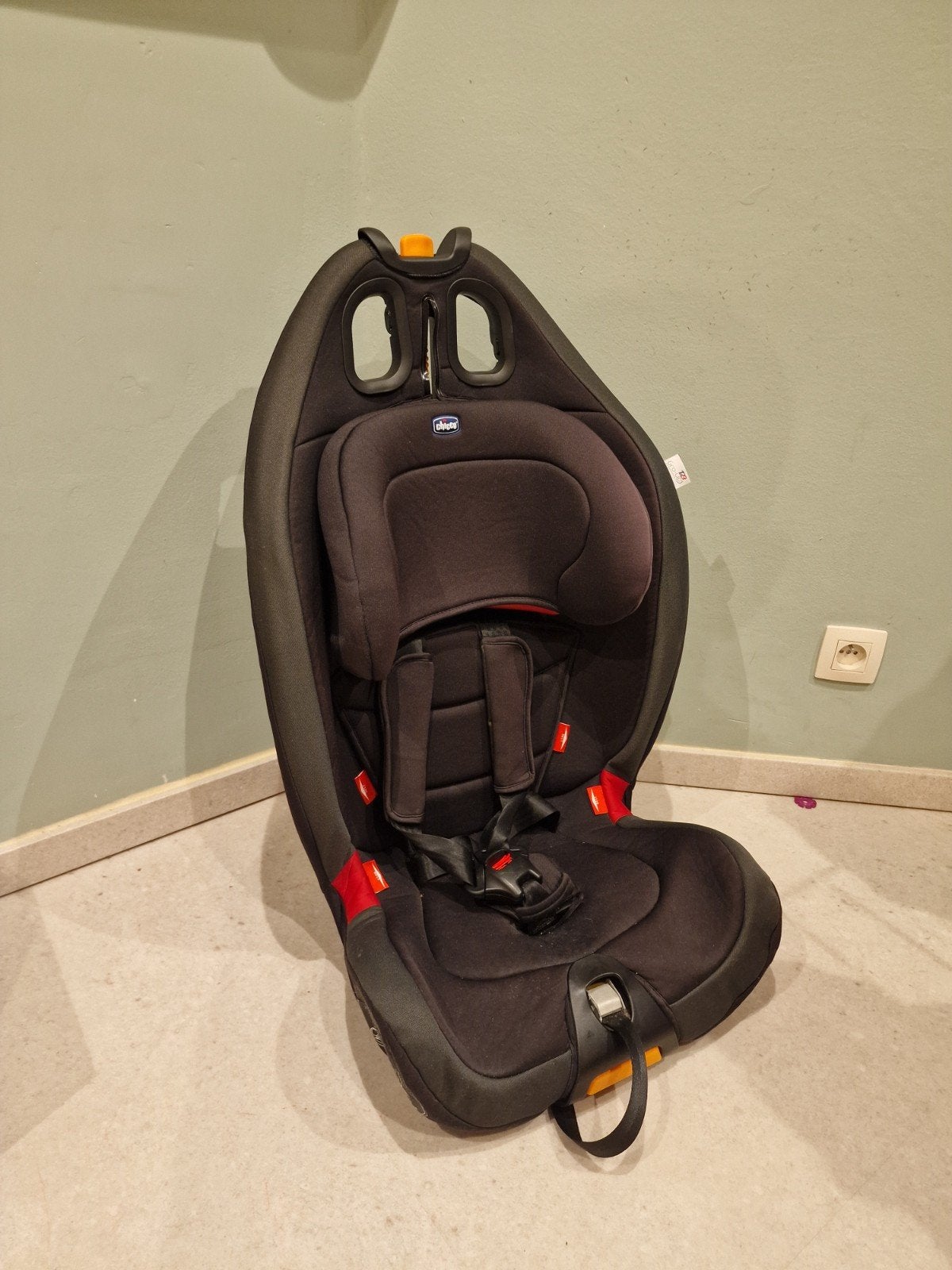 Siege Auto chicco gro up 123, Enfants & Bébés, Sièges auto, Ceinture de sécurité, Comme neuf, 0 à 10 kg, Dossier réglable