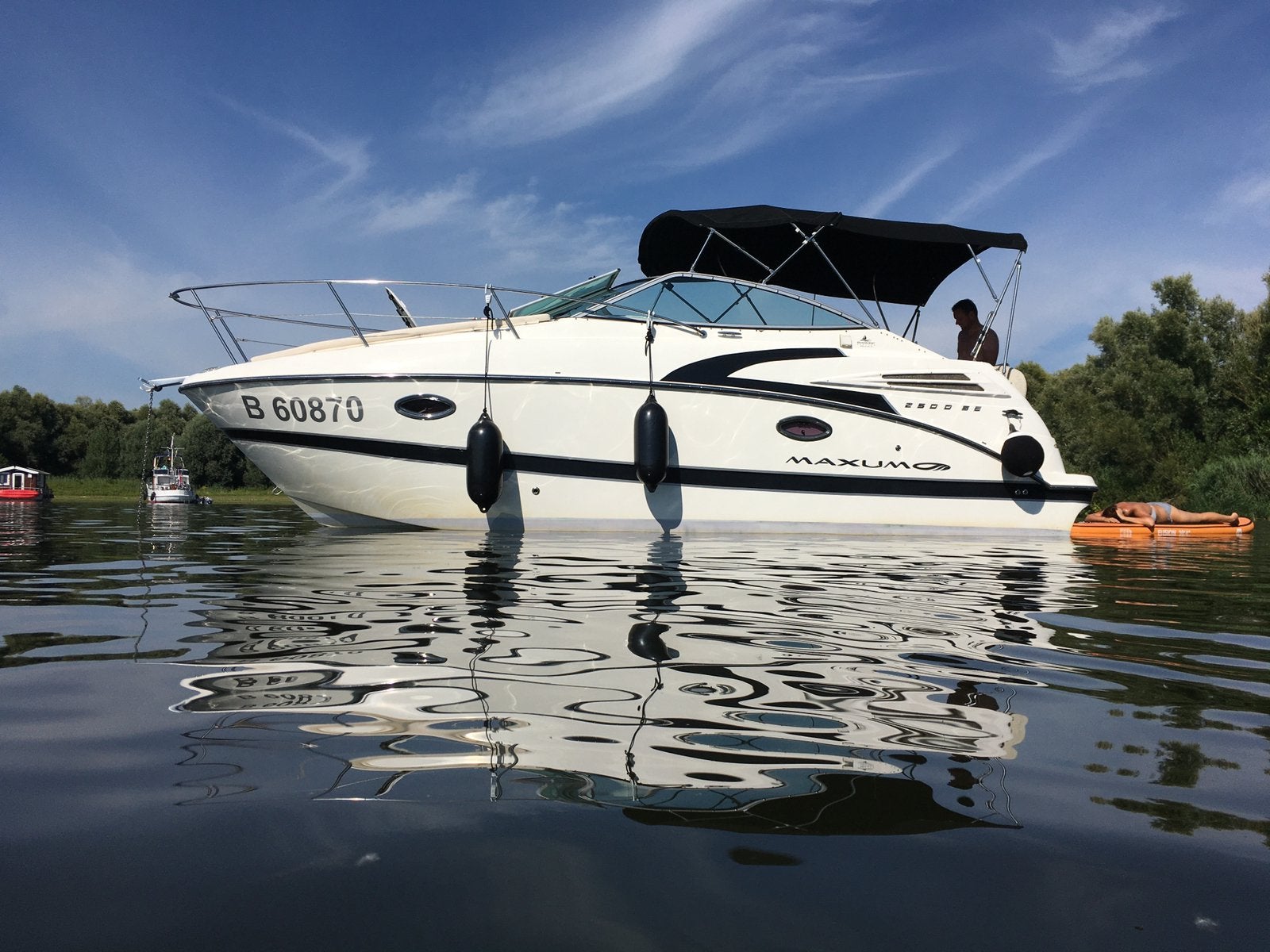 Maxum 2500 se, Overige merken, Boegschroef, Zo goed als nieuw, Motorjacht