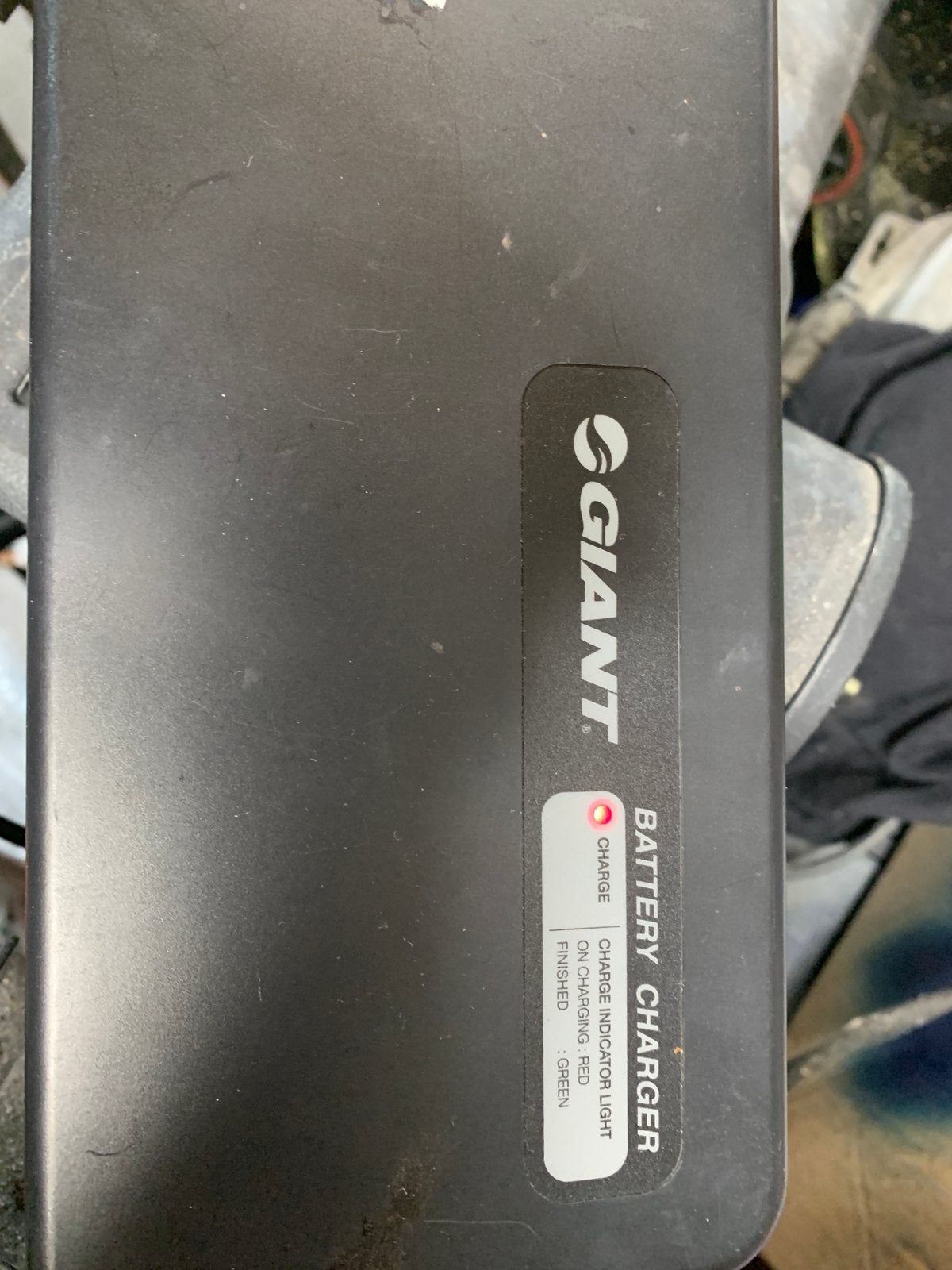 giant  oplader 5 pinnen 36 v accu’s, Fietsen en Brommers, Ophalen of Verzenden, Gebruikt, Giant