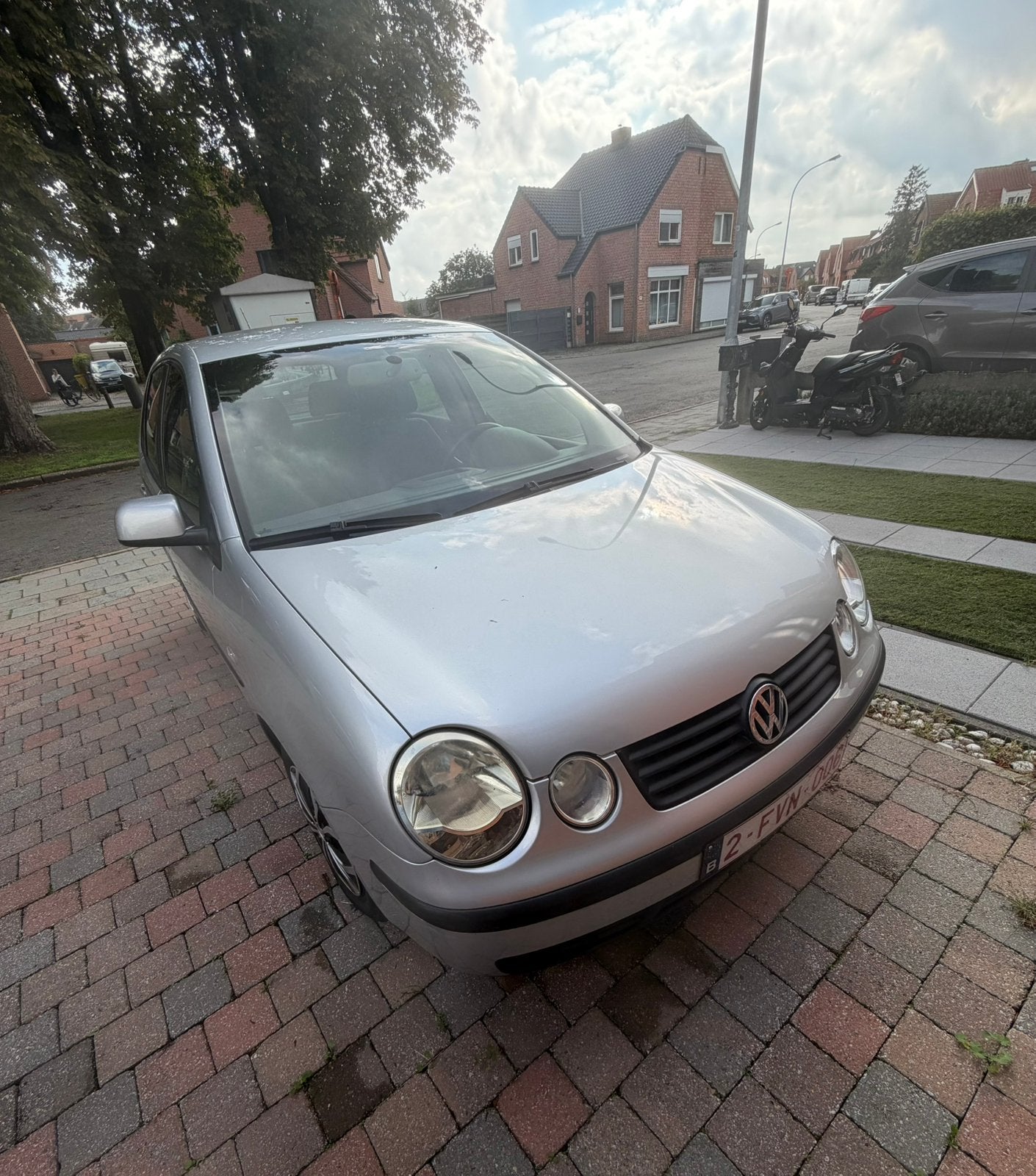 Volkswagen polo, Autos, Argent ou Gris, Carnet d'entretien, 5 portes, 5 places