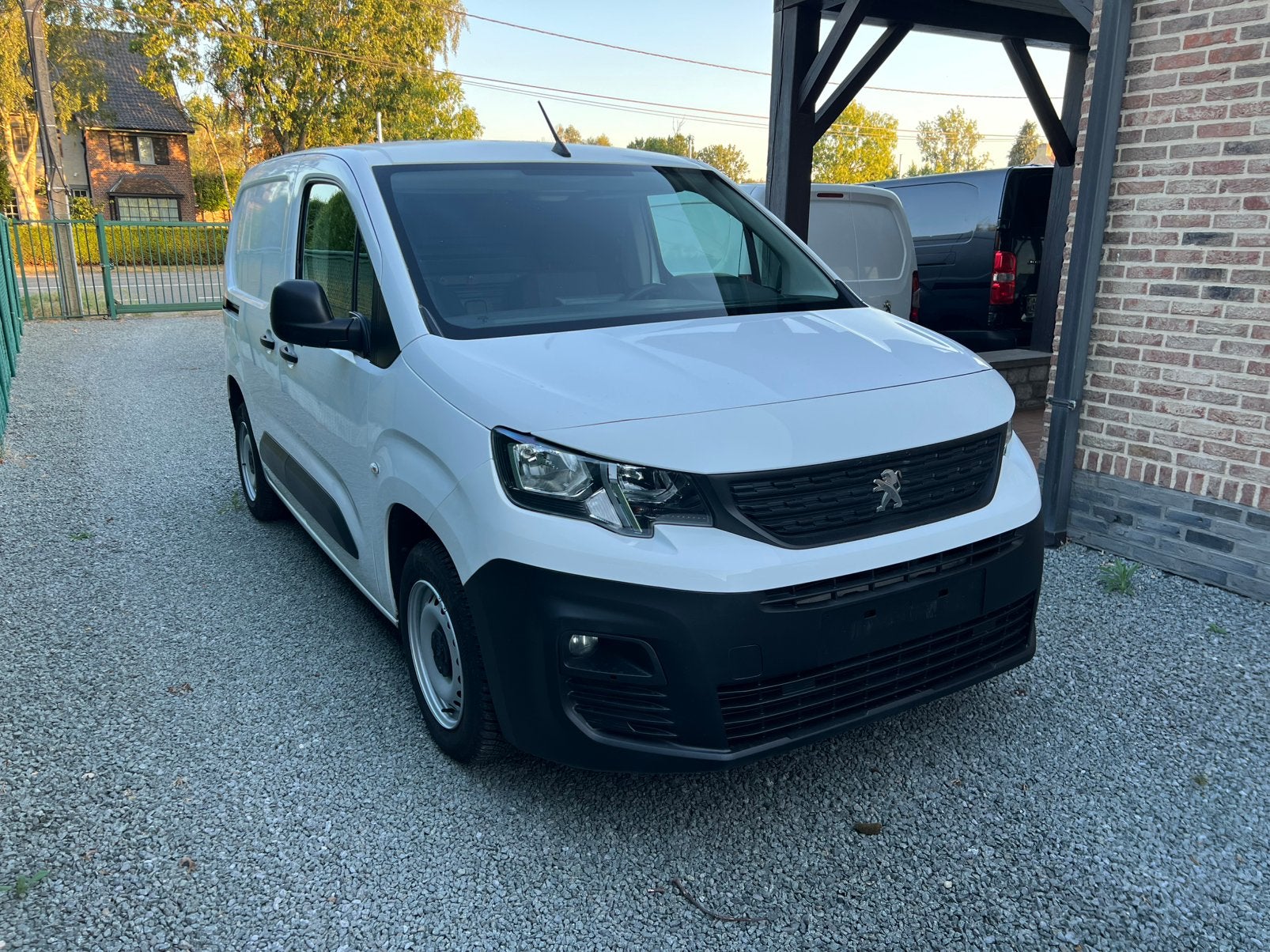 peugeot partner 1.5 bleu hdi 62.000 licht vracht, Voorwielaandrijving, Stof, 4 cilinders, Wit