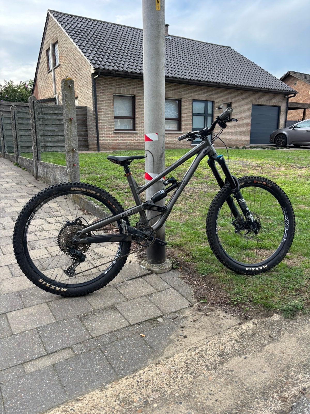 Commencal Clash – Enduro / Freeride MTB – 27,5”, Fully, Ophalen, Zo goed als nieuw, Schijfrem