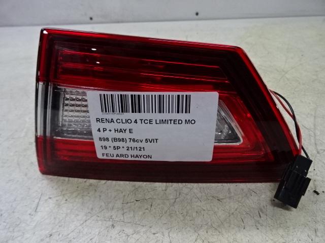 PANNEAU ARRIÈRE DROIT AVEC LAMPE Clio IV (5R) (26550796R), Utilisé, Renault
