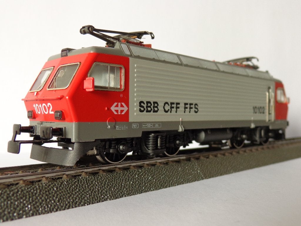 Marklin ho 3323 SBB CFF FFS Loco électrique Type Re 4/4., Enlèvement ou Envoi, Utilisé, Locomotive, Märklin