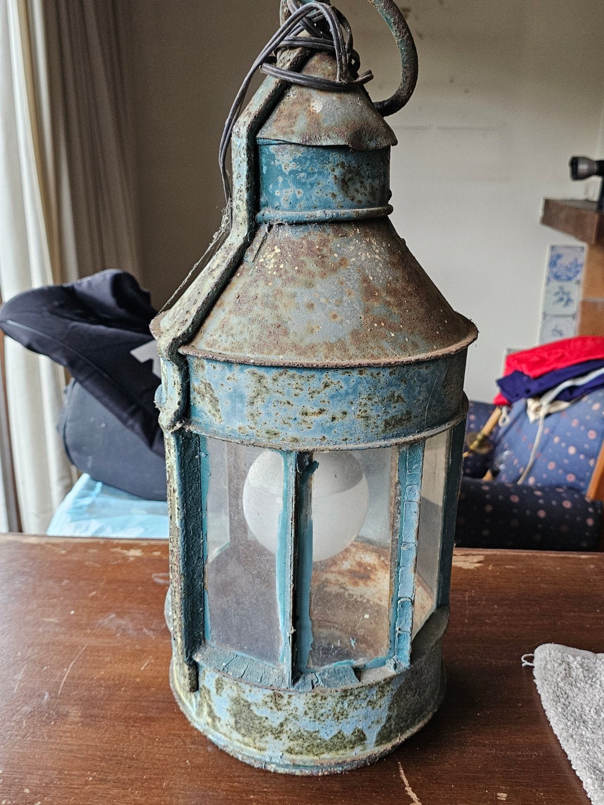 Lampe murale lanterne de navire très ancienne, Enlèvement