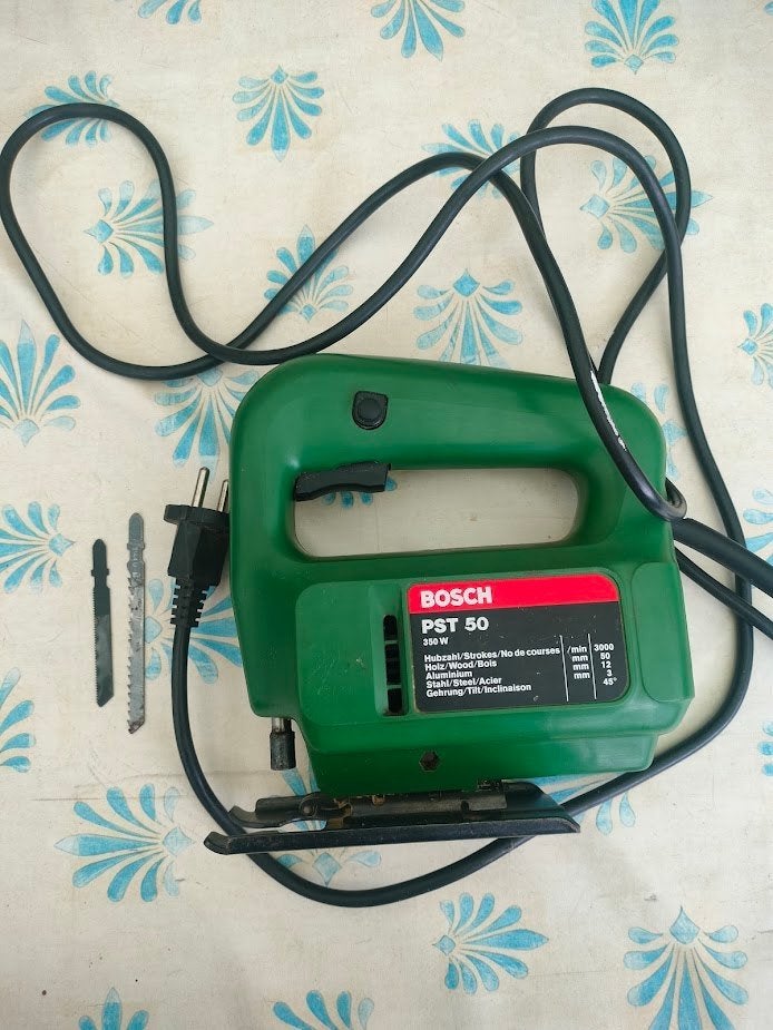 Decoupeerzaag, Doe-het-zelf en Bouw, Gereedschap | Zaagmachines, Ophalen, Minder dan 600 watt, Decoupeerzaag, Bosch groen