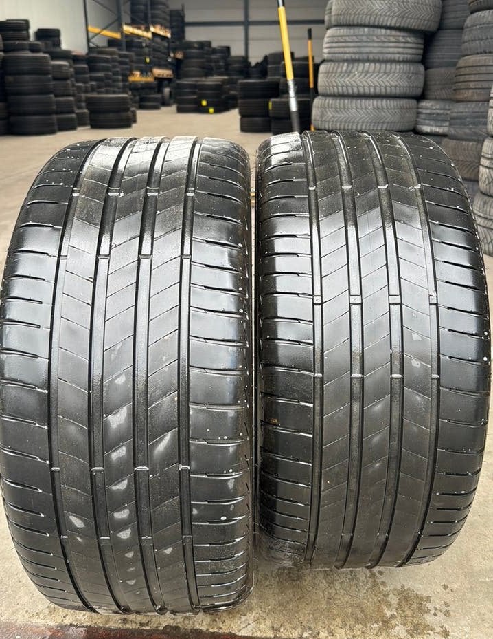 2553521 255/35/21 255/35R21 zomerbanden merk Bridgestone, Ophalen
