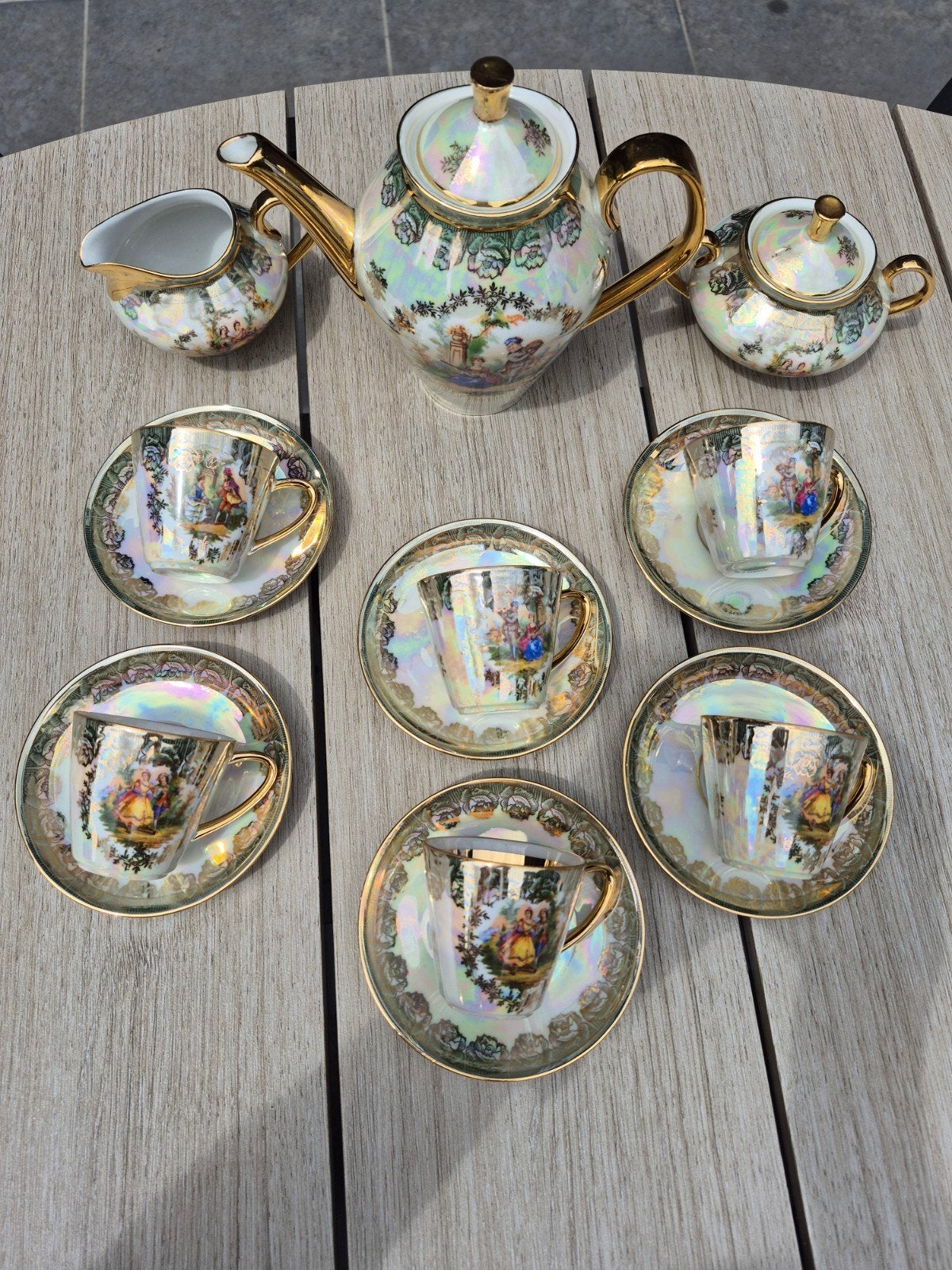 Thee/koffieset Bavaria, Ophalen