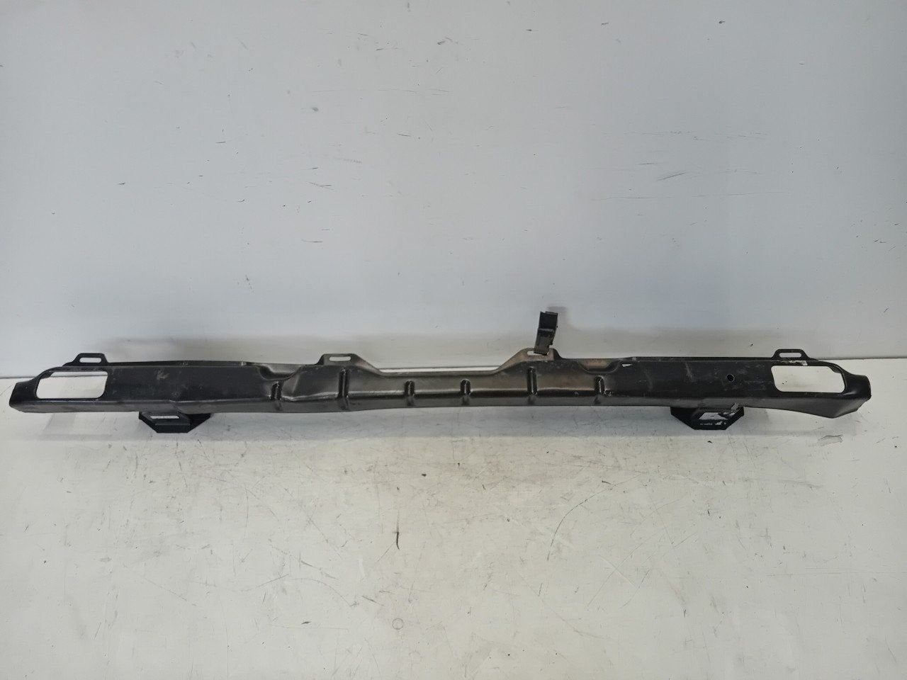 Bumperbalk achter Renault Trafic, Onderdelen@venauto.nl, Van der Ven Autorecycling B.V., Ettenseweg 76, 4706 PB Roosendaal, The Netherlands