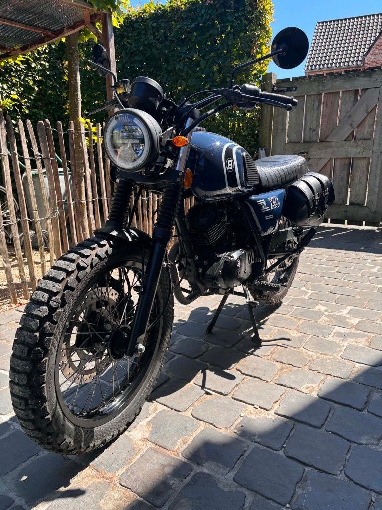 Bluroc XC Hunt 125cc, Motos, Occasion, Permis Moto A1 minimum, Particulier, Éclairage LED