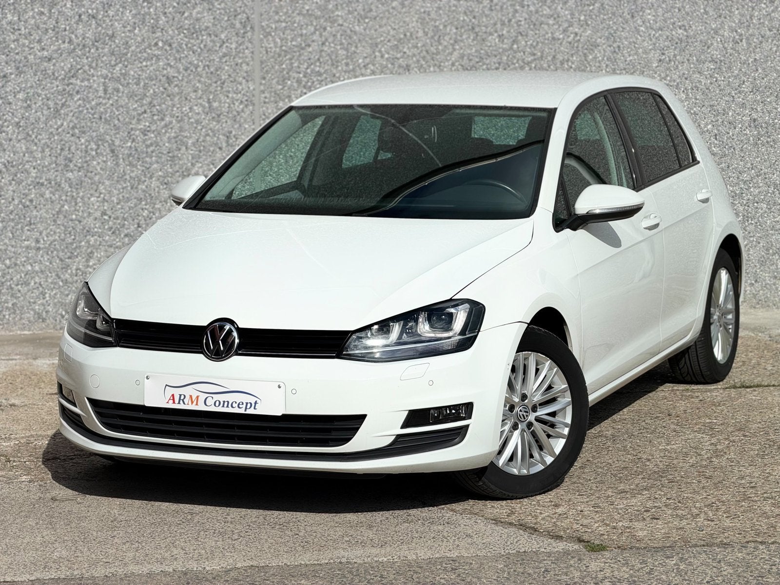 Volkswagen Golf 7 1.4 TSI essence LED/Xenon/Garantie 12 Mois, Bluetooth, Achat, Euro 6, Entreprise