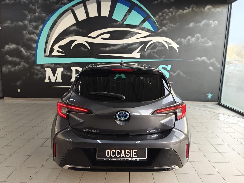 Toyota Corolla 1.8 Hybrid Style + tech pack, Berline, 5 deurs, Zilver of Grijs, Te koop