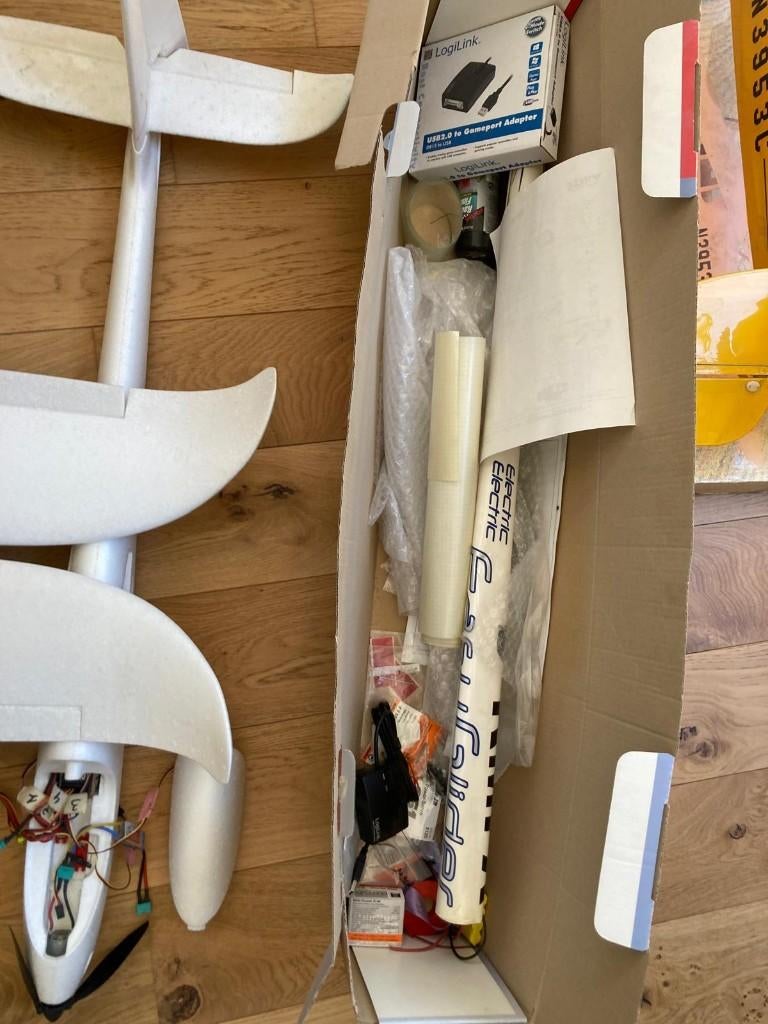 Multiplex EasyGlider – 1.8 m – jamais volé – très bon état, Enlèvement, Comme neuf, Avion, Autres marques