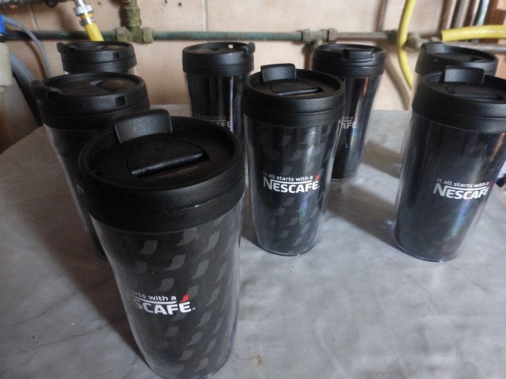6 FLESSEN THERMISCHE BEKER Mokken Nescafe 250 ml.NIEUW 12€/6, Ophalen of Verzenden, Nieuw