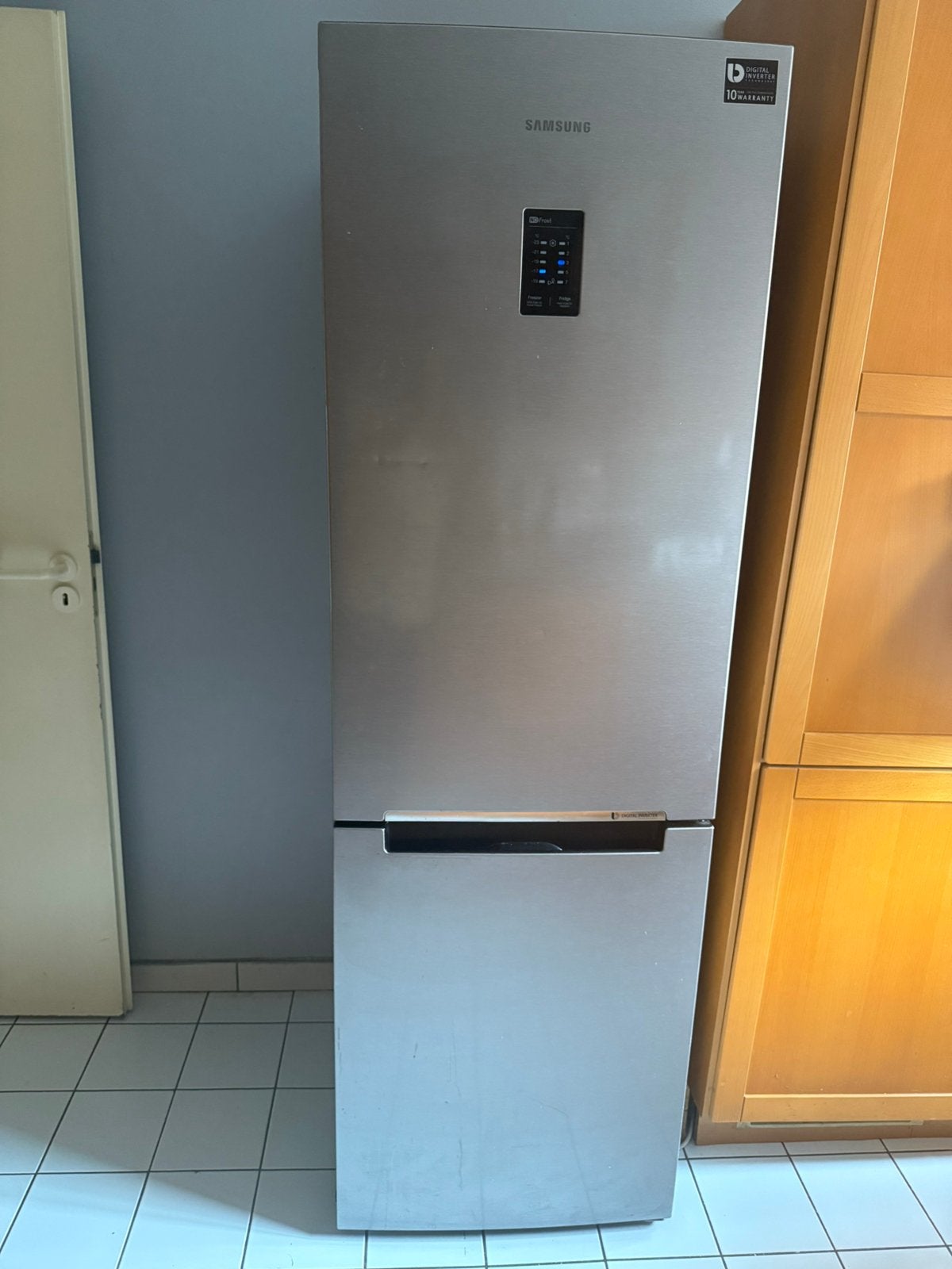 Frigo Samsung parfait etat, Elektronische apparatuur, Koelkasten en IJskasten, Gebruikt, Met vriesvak, 160 cm of meer, 45 tot 60 cm