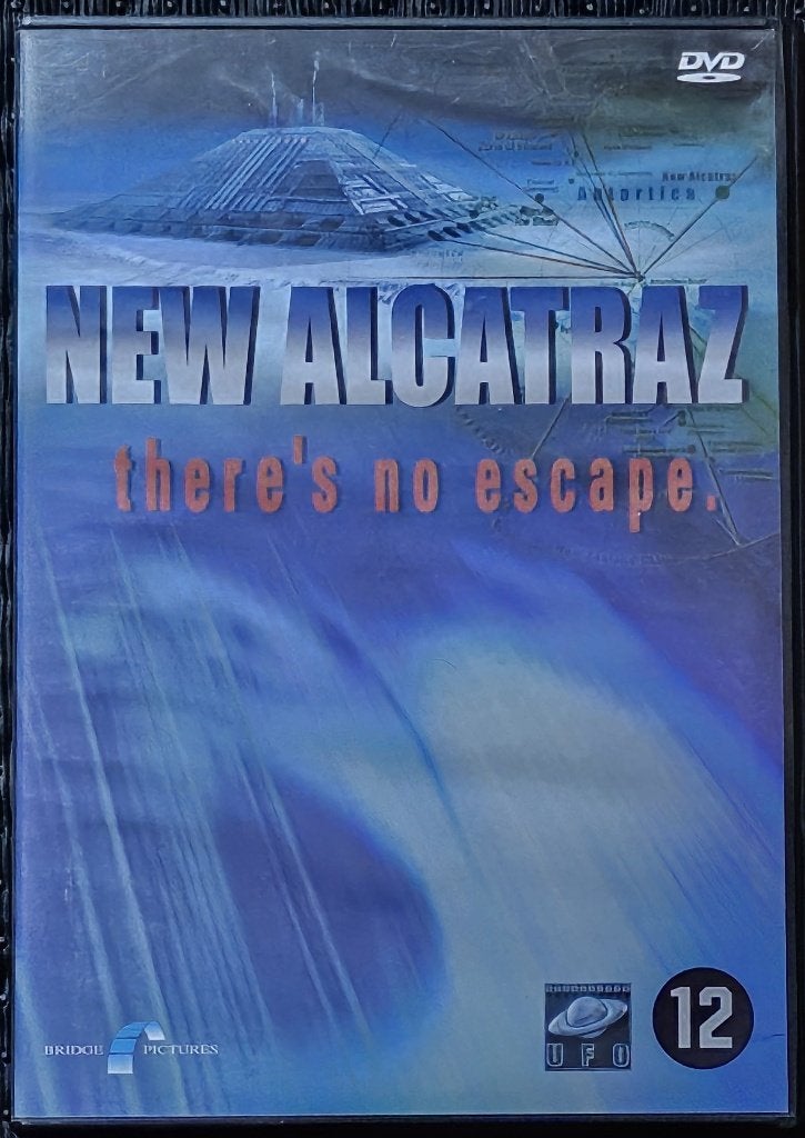 New Alcatraz (2001), Ophalen of Verzenden, Zo goed als nieuw, Engels, Nederlands