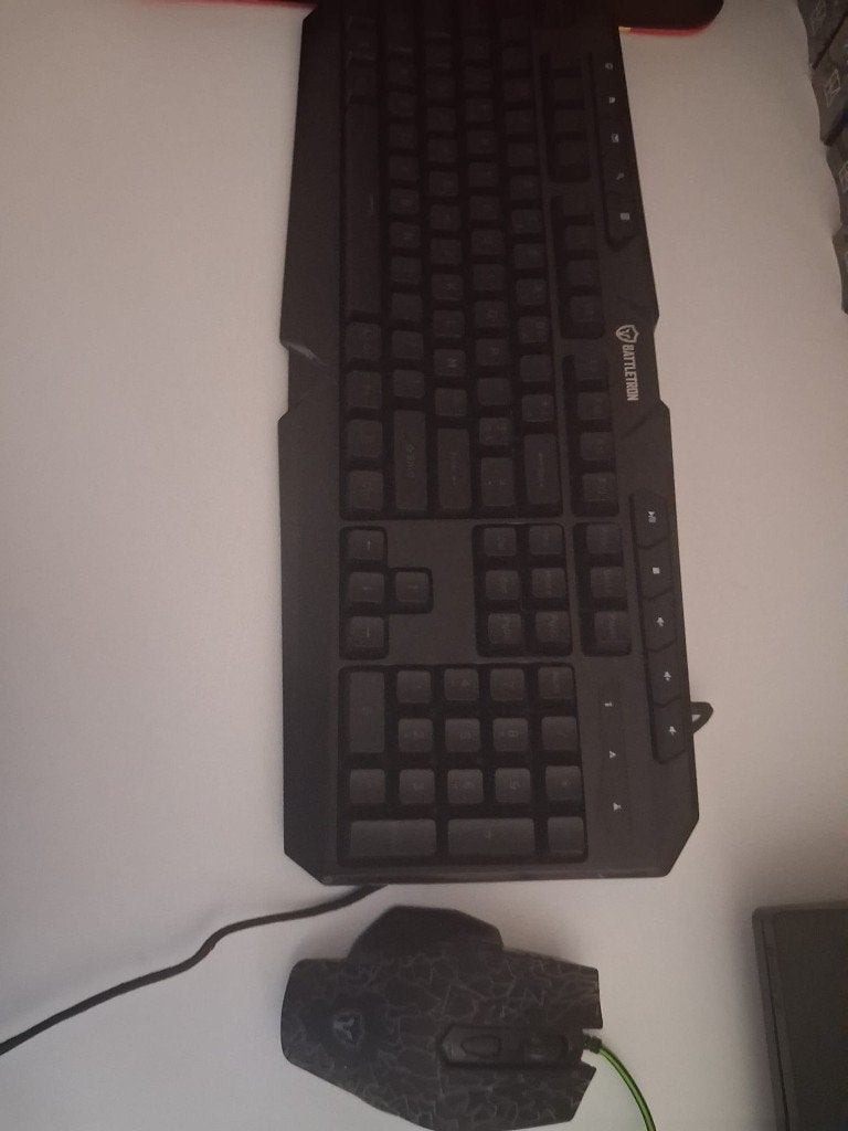 muis en keyboard, Informatique & Logiciels, Battletron, Azerty, Comme neuf, Filaire