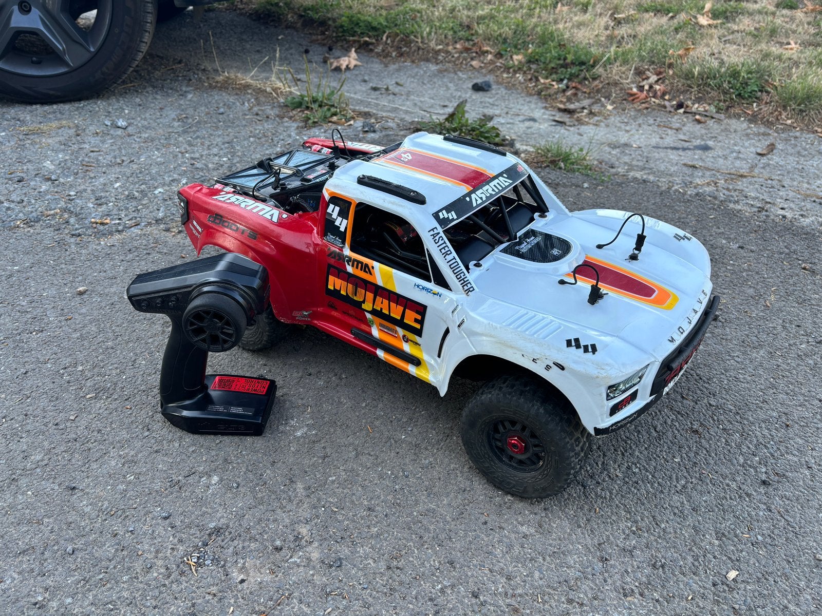 Arrma mojave 4s (sans esc), Hobby & Loisirs créatifs, Modélisme | Radiocommandé & Téléguidé | Voitures, Échelle 1:8, Voiture off road