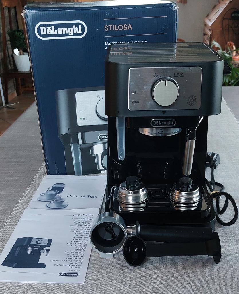 Machine à café expresso et cappuccino "DELONGHI", Electroménager, Enlèvement ou Envoi, Comme neuf, Réservoir d'eau amovible
